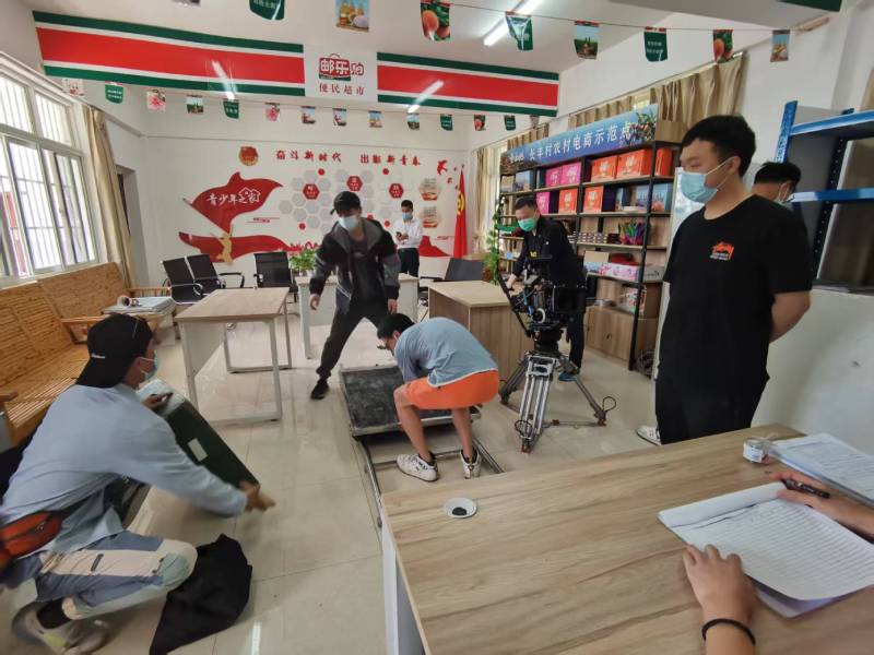 东城区广告片拍摄公司：极简主义践行者，少即是多的视觉哲学